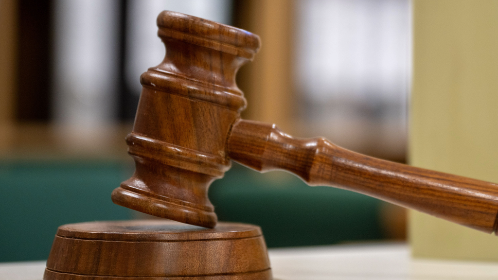 Judge sets bail at $200,000 for sex offender accused of posing as teen at Maple Grove school — WCCO / CBS Minnesota, Hastings Schools news