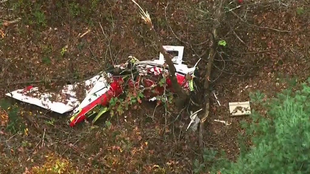 Community mourns pilot among 6 dead in Wisconsin plane crash — WCCO / CBS Minnesota, Hastings Dining news