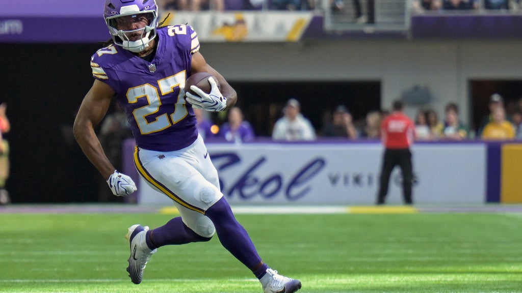 Vikings return RB Jordan Mason from injured reserve after broken thumb kept him out last 4 games — WCCO / CBS Minnesota, Hastings Sports news