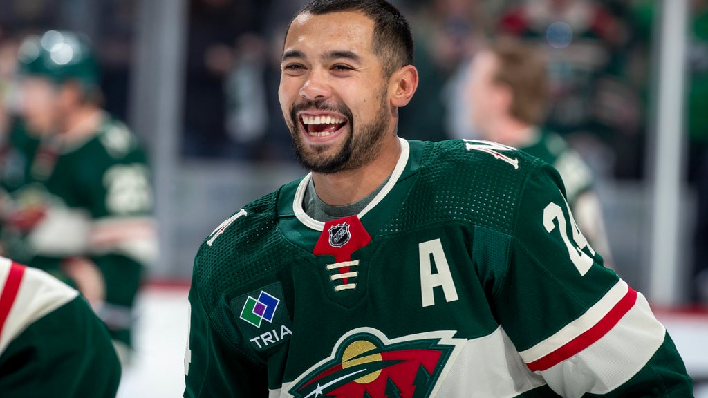 Defenseman Mathew Dumba retiring after 13 NHL seasons with 5 different teams — WCCO / CBS Minnesota, Hastings Sports news