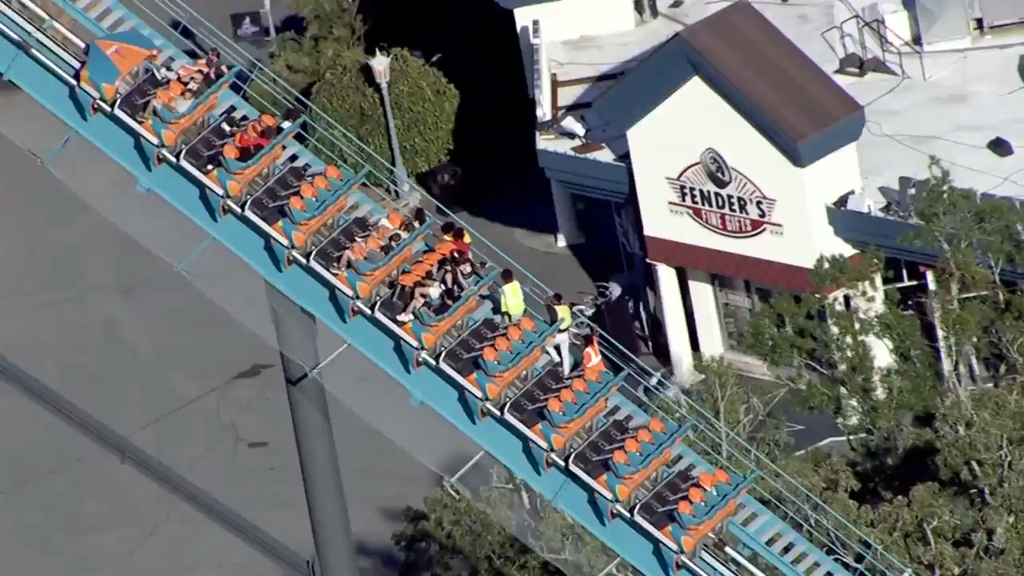 Man dies in fall from Six Flags Over Georgia roller coaster, several injured, police and witnesses say — WCCO / CBS Minnesota, Hastings Real Estate news