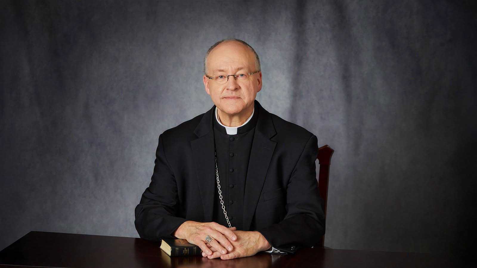 Milwaukee's archbishop apologizes, says White House visit was 'manipulated' — WISN 12 Milwaukee
