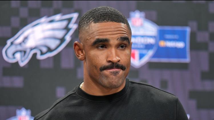 Eagles QB Jalen Hurts sidelined indefinitely with blood clots that could cost him the season — KARE 11 Sports, Hastings Sports news