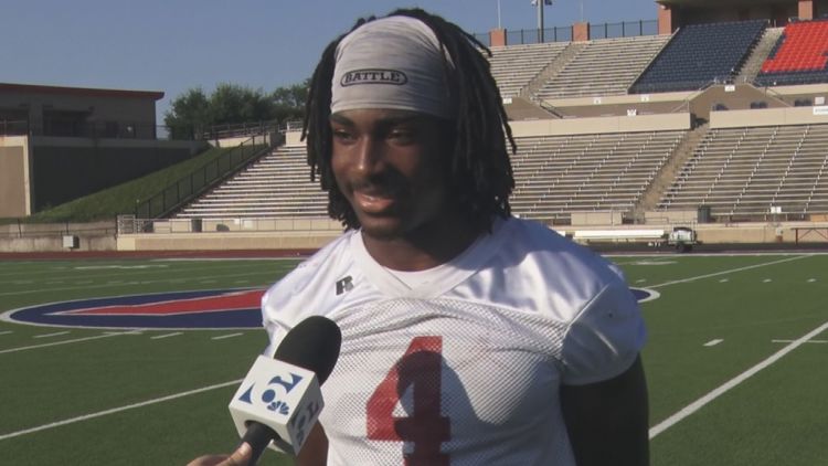 Midway's Lathan Whisenton sets school record for career rushing touchdowns — KCEN (Central Texas), Hastings Schools news