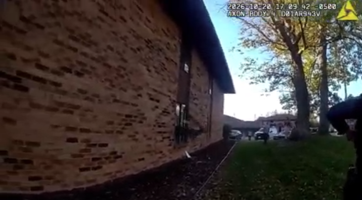 Watch: Deer seen crashing through apartment window in Wisconsin — FOX 9, Hastings Community news