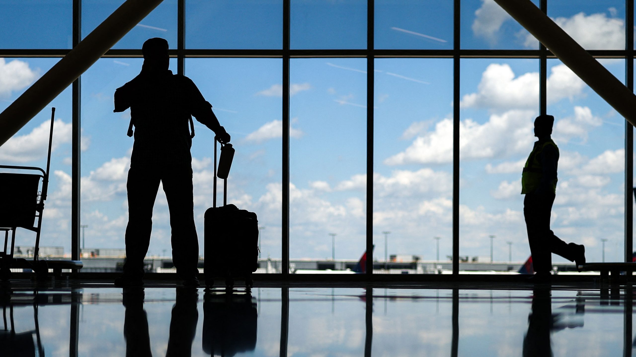 This airline received top marks in several categories in annual Forbes Travel Guide awards — FOX 9, Hastings Community news