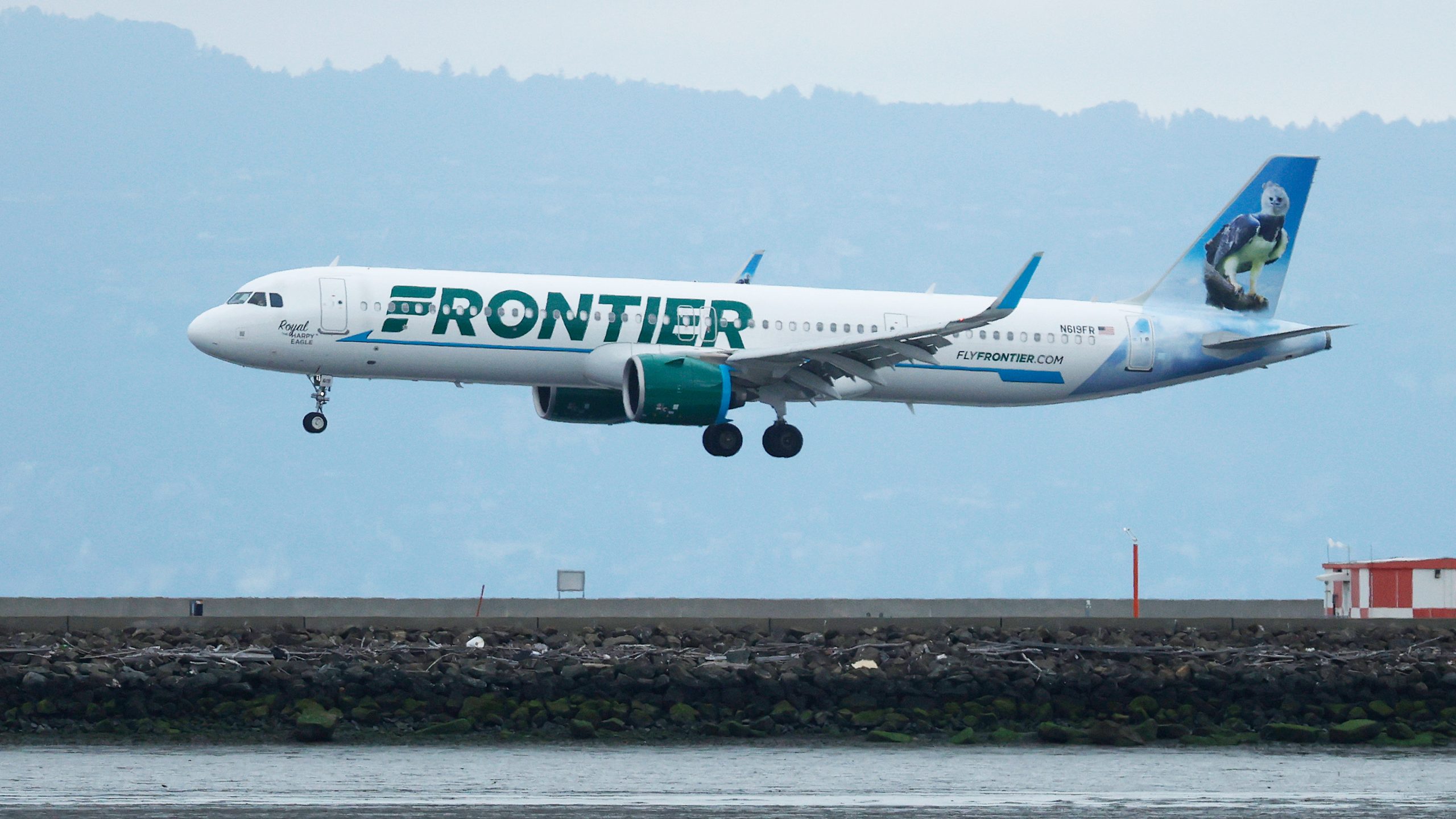 Frontier Airlines posts surprise profit after prices increase, rivals pull back — Hastings Community news